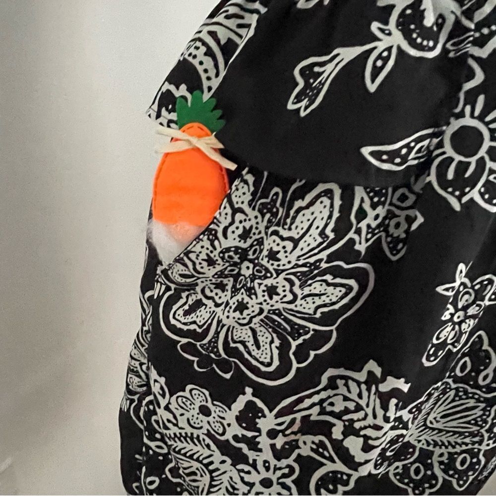 American Eagle Black & White Floral Peplum Dress Size 4 - Picture 10 of 15